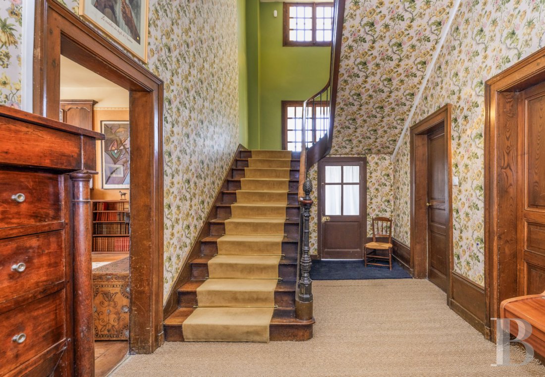 A 19th-century château dominating the surrounding landscape, south of Limoges in Haute-Vienne - photo  n°10